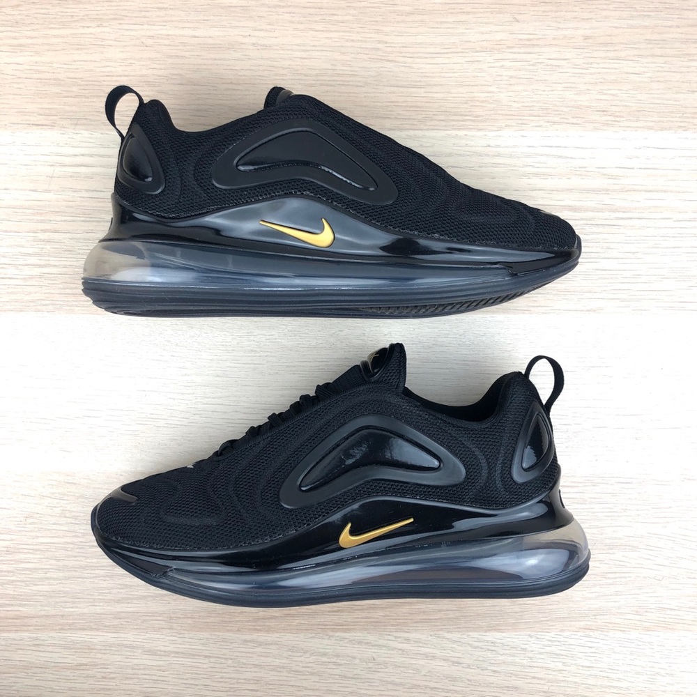 Nike Women’s Air Max 720 ‘Black Metallic’ - Picture 5 of 8